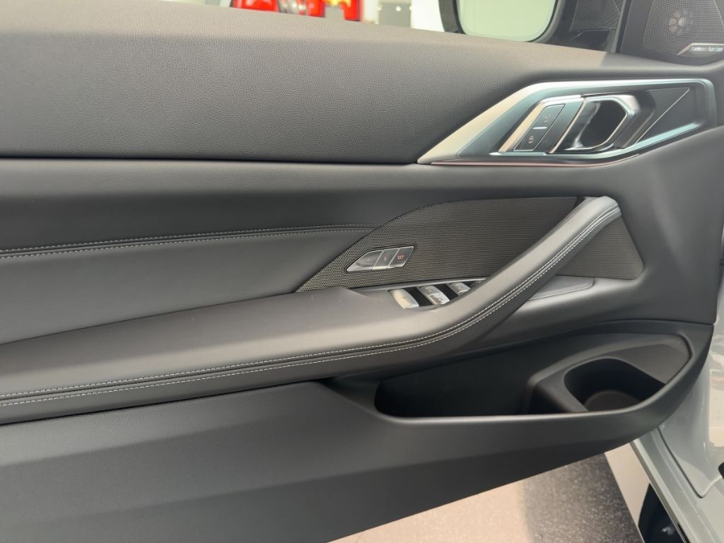 BMW M4 - Bild 12