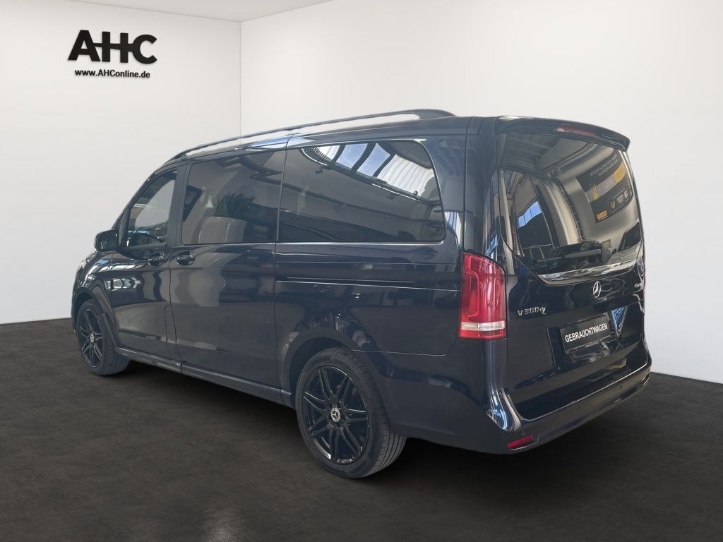 Fahrzeugabbildung Mercedes-Benz V 300 ED lang 4x4 7 Sitze AMG 2,5tAHK Sound STHZ