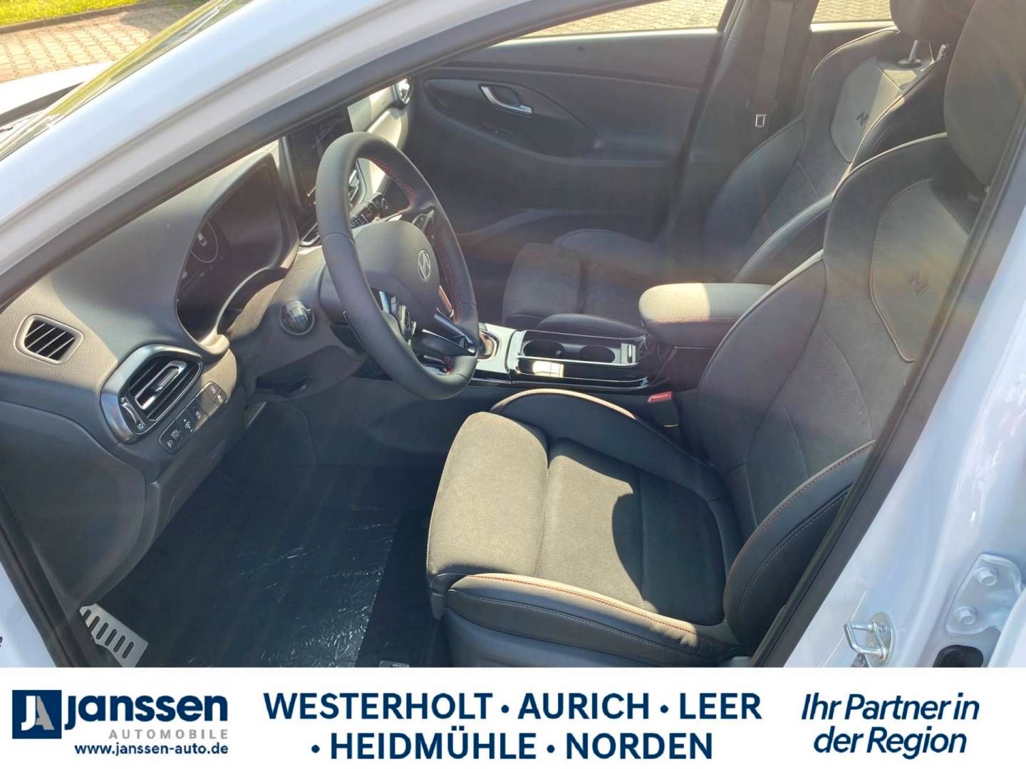 Fahrzeugabbildung Hyundai i30 Kombi N LINE Sitz-Paket