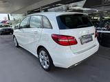 Mercedes-Benz B 180 Urban Aut. * 29.000 Km * LED * NAVI * PDC - Mercedes-Benz B 180 in Bielefeld