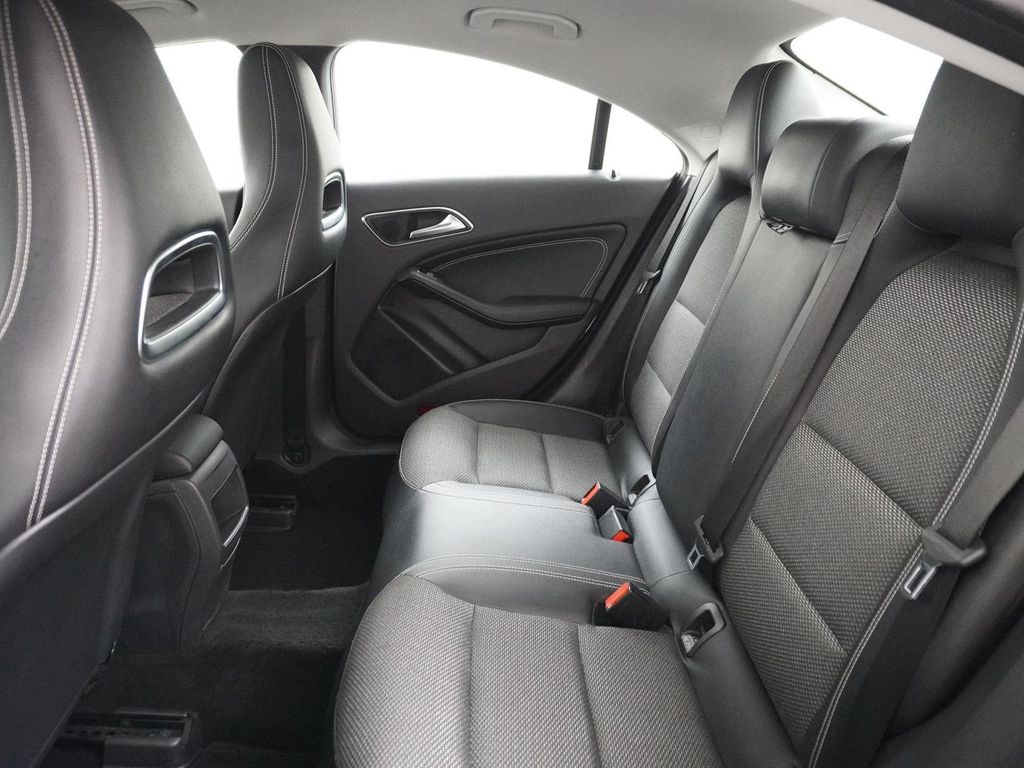 Mercedes-Benz CLA 180 CDI Ambition navi