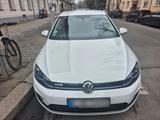Volkswagen E-Golf 136PS 2019 weiß - Volkswagen Golf: Weis