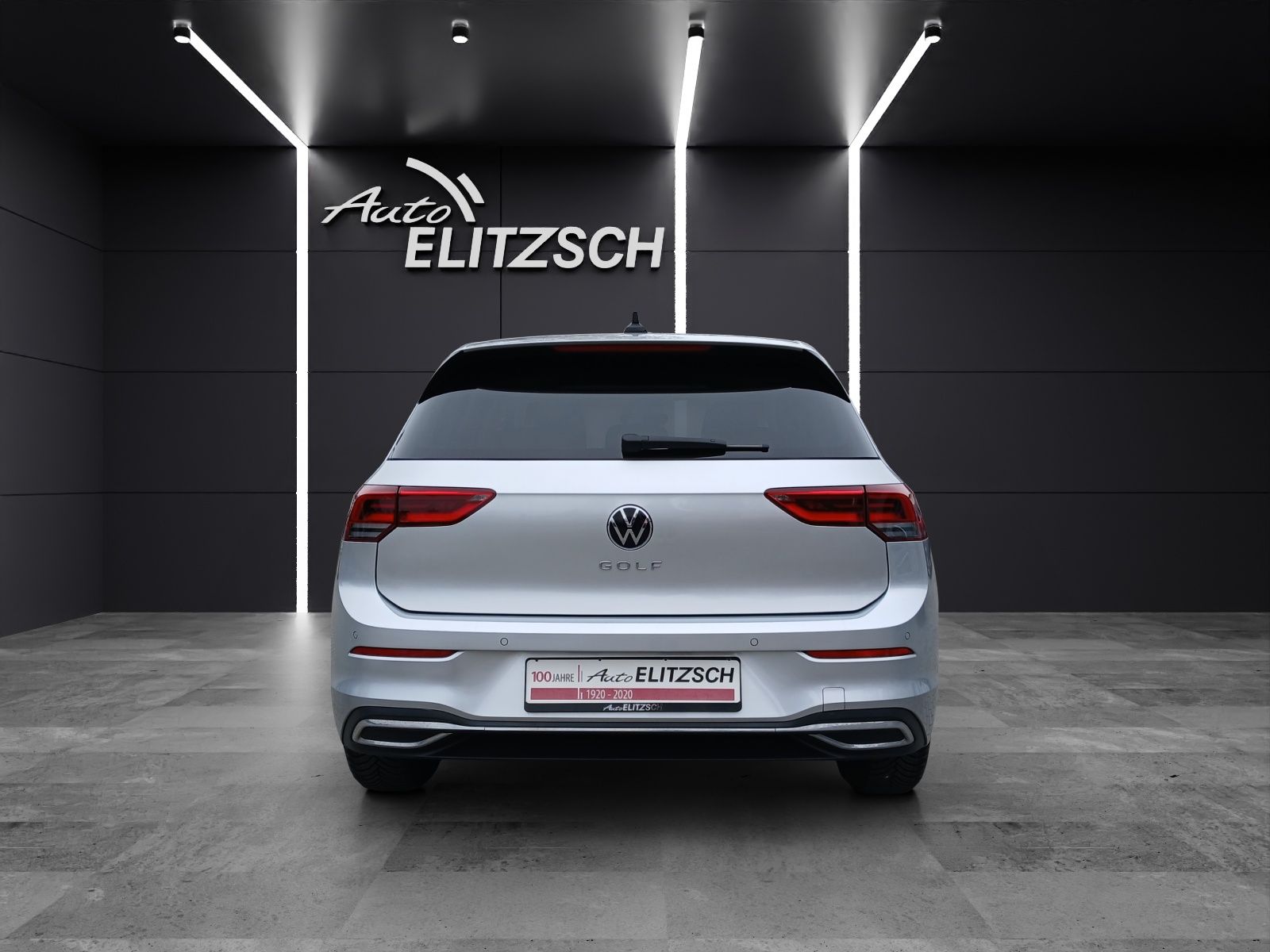 Fahrzeugabbildung Volkswagen Golf VIII TSI Active Standhzg. LEDplus Navi AID