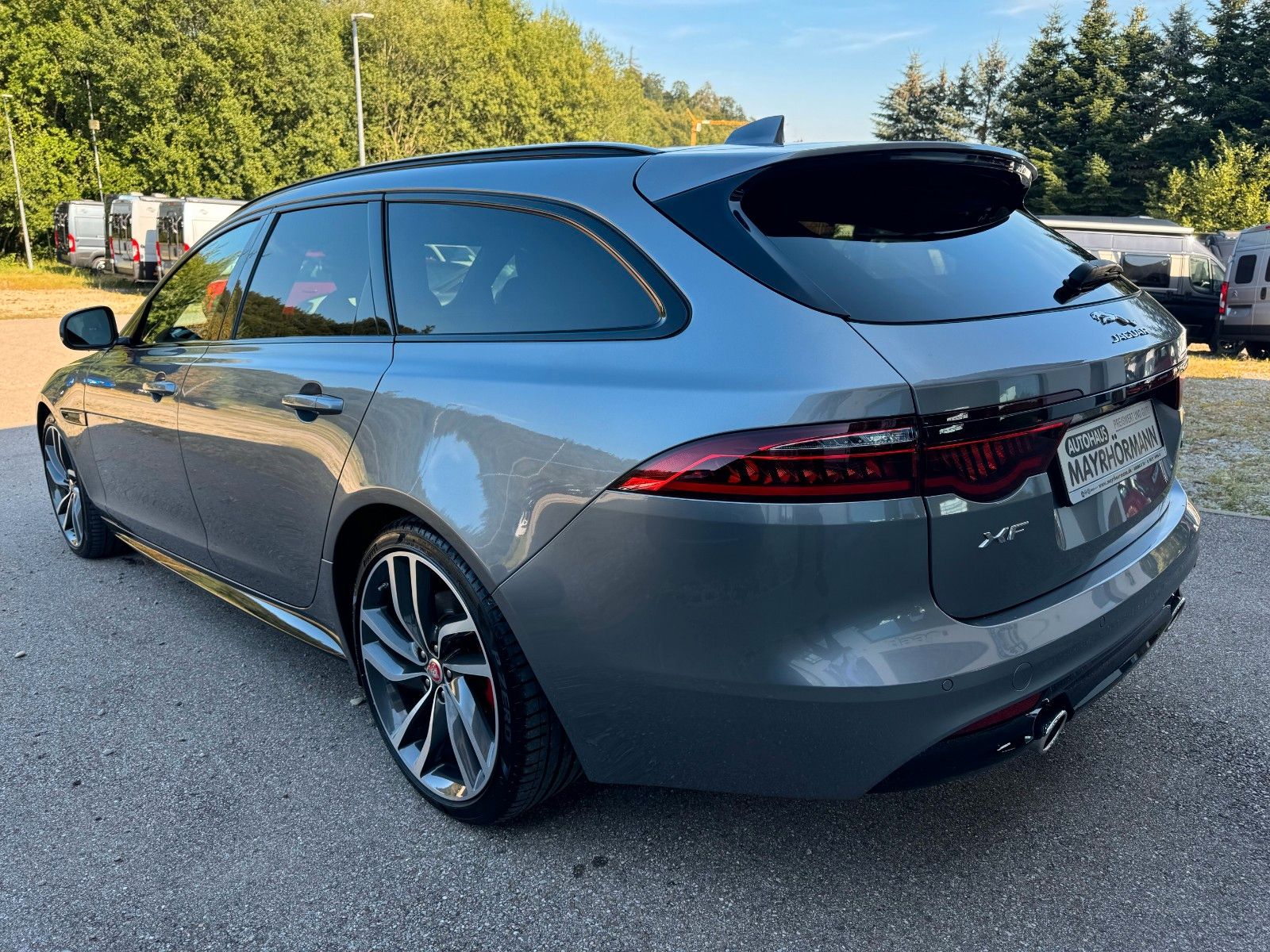 Fahrzeugabbildung Jaguar Jaguar XF Sportbrake S 30/ Kamera/ Navi/ Ambient