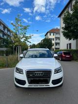 Andere Audi Q5 2.0 TFSI Quattro S-LINE - Andere in Stuttgart