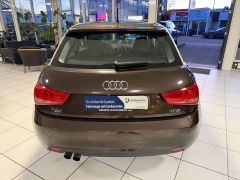 AUDI A1 ambition Sportfahrwerk Sportsitze 17 Zoll SHZ
