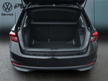 Skoda Fabia Ambition 1.0 TSI 6-Gang LED RFK LM Apple C