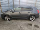 Peugeot 3008 1.6 HDi Allure*Panorama*Tüv:10/2027* - Peugeot Gebrauchtwagen von 2012