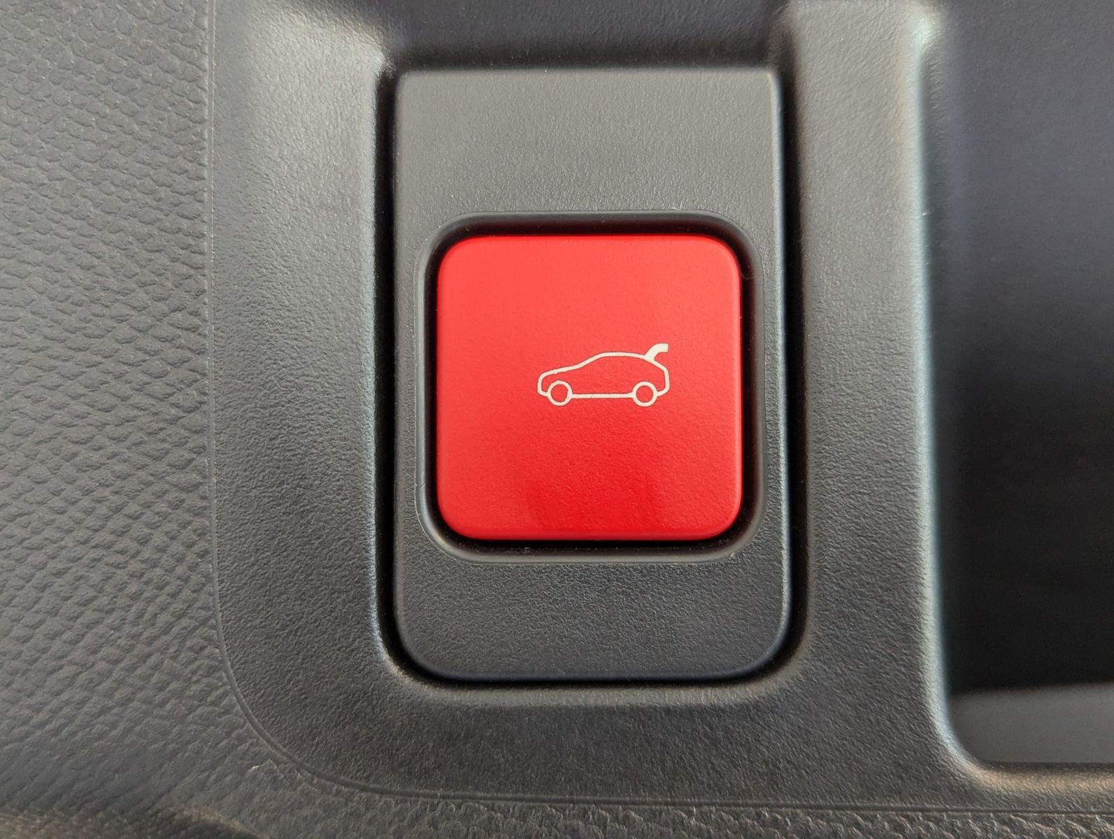 OPEL Astra 1.2 Ultimate Leder-Nappa Sitzlüft AHK Pano - Image 18