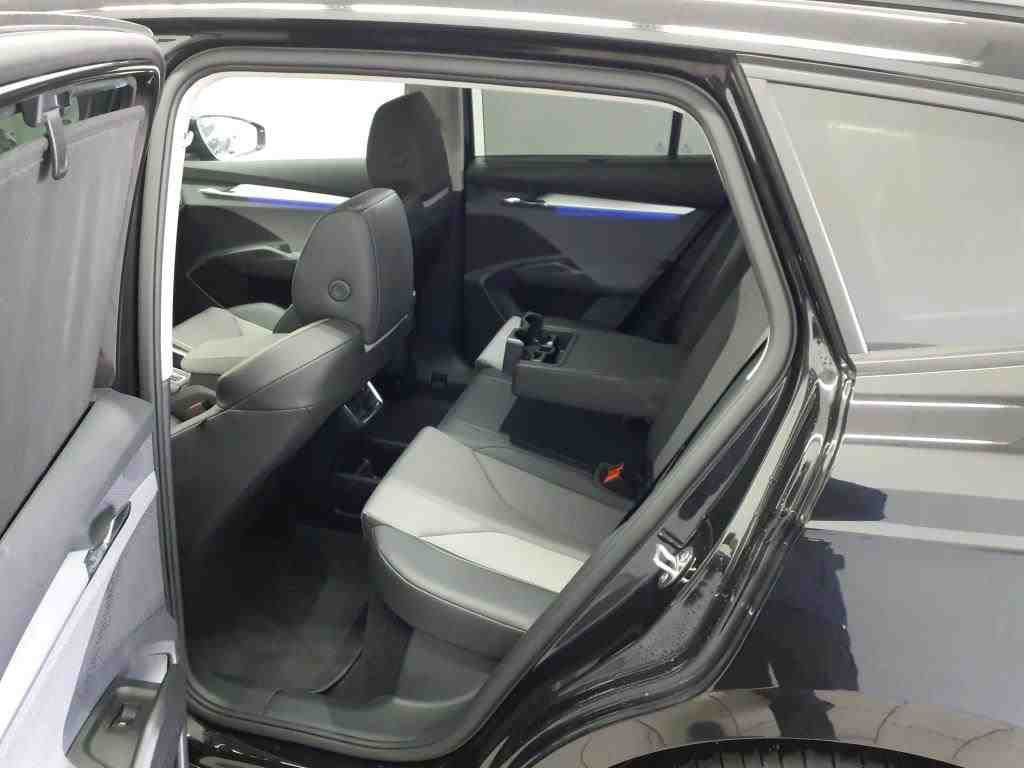 Skoda Enyaq - Bild 9