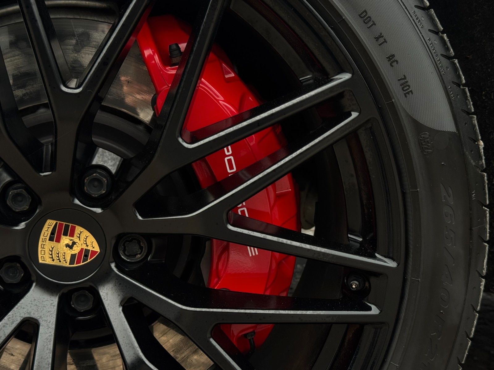 Fahrzeugabbildung Porsche Macan GTS PASM Chrono Carbon Pano Bose Std-HZG
