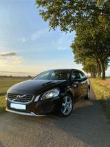 Volvo V60 D5 - gebrauchte Volvo V60 aus dem Jahr 2011