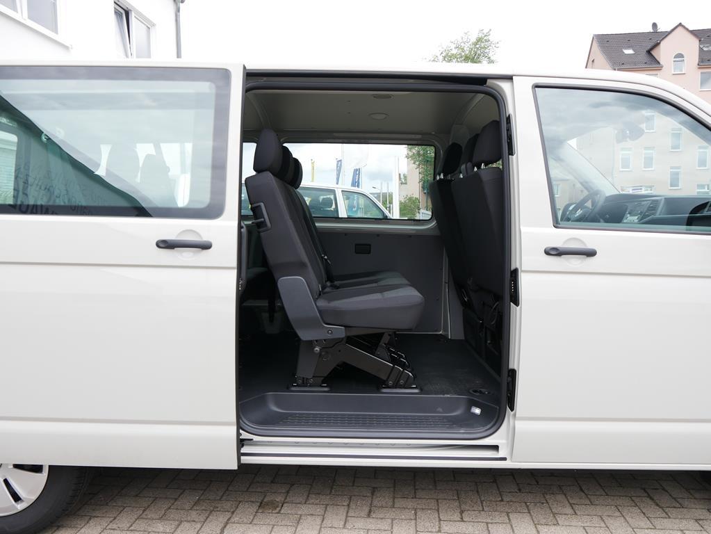 Volkswagen T6.1 Transporter 2.0 TDI Kombi lang FWD 9-SITZER
