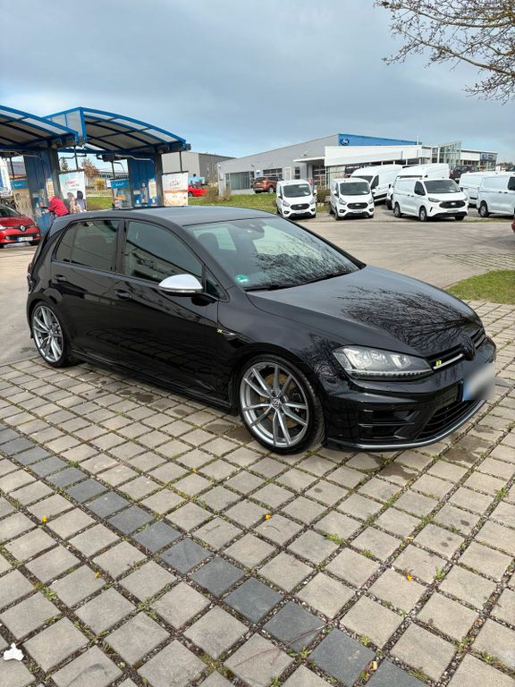 Image of Volkswagen Golf