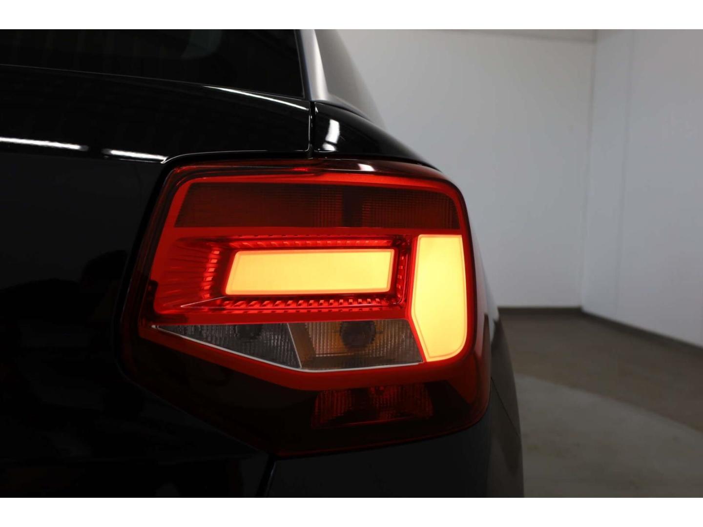 Audi Q2 35 TFSI S line, миниатюра 24