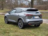 Nissan Qashqai 1.5 VC-T e-Power Tekna Tekna - Nissan Qashqai mit Benzin-Antrieb: Limousine, Automatik