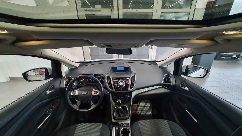 2.0 TDCi Titanium*PANO*SHZ*Tempomat*PDC