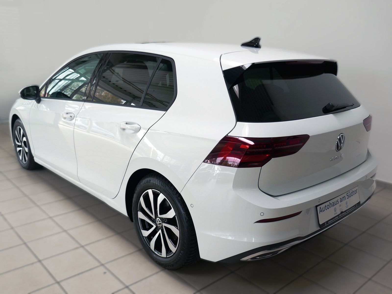 Fahrzeugabbildung Volkswagen Golf VIII Active 2.0 TDI DSG | LED AHK RFK ACC