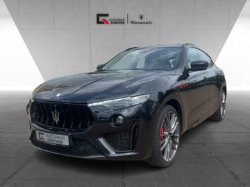 Maserati Levante TROFEO MY23 V8 580PS AWD Nero&amp;Nero