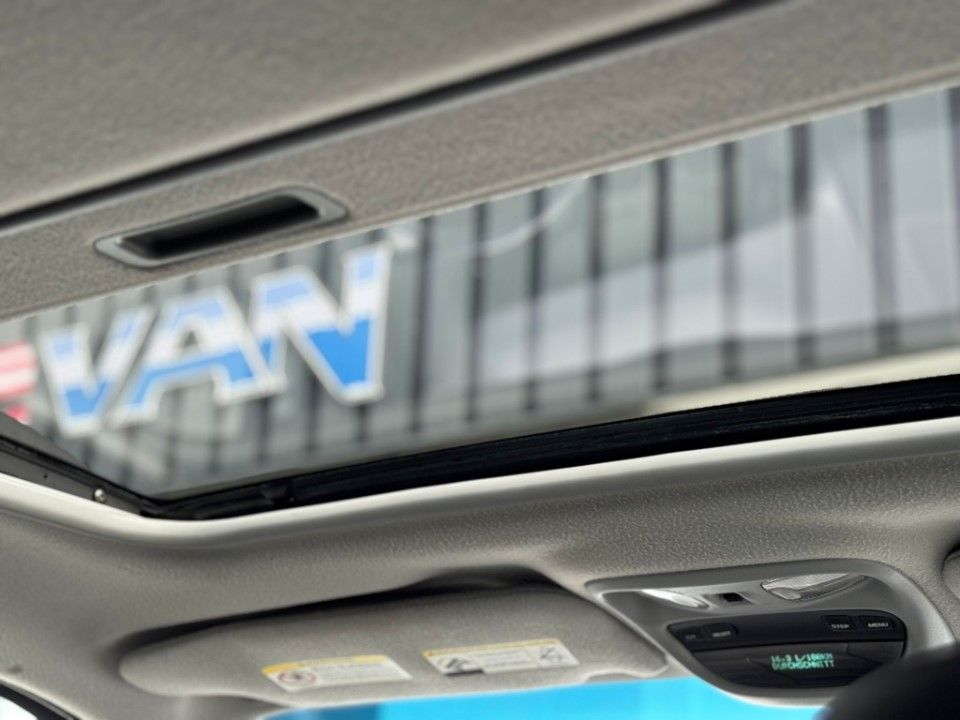 Fahrzeugabbildung Jeep Grand Cherokee 4.7 Overland Black Pearl Series