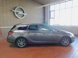 Opel Astra J Sports Tourer Innovation-SD/AHK/NAVI - Opel Astra aus 2011: Tourer