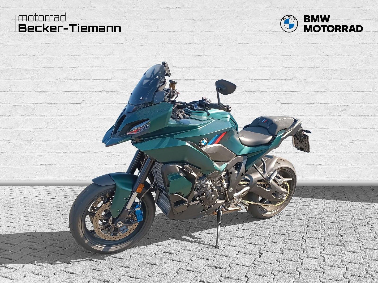 BMW M 1000 XR