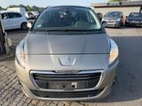 Peugeot 5008 Style 1.6 HDI - Peugeot 5008: Style