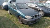Daewoo DAEWOO LANOS - Daewoo Lanos mit Benzin-Antrieb: Limousine