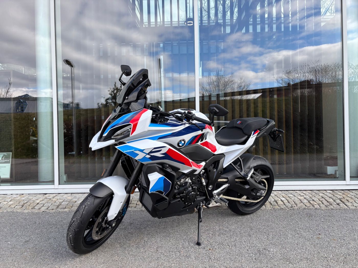 Fahrzeugabbildung BMW M 1000 XR
