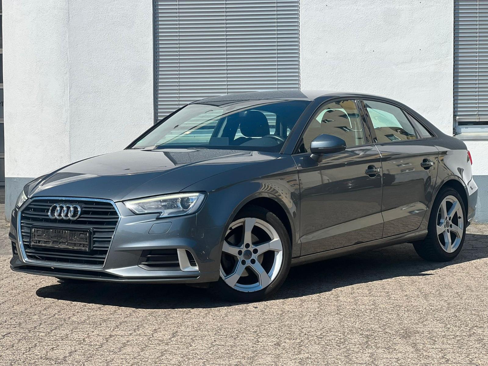 Audi A3 Limousine S tronic * Carplay * Xenon * ACC