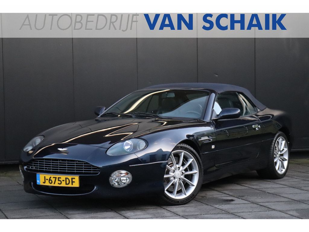 Aston Martin V12 Vantage