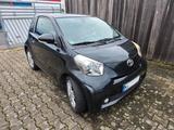 Toyota IQ + 1,33-l-Dual-VVT-i + 8-fach bereift + 98 PS