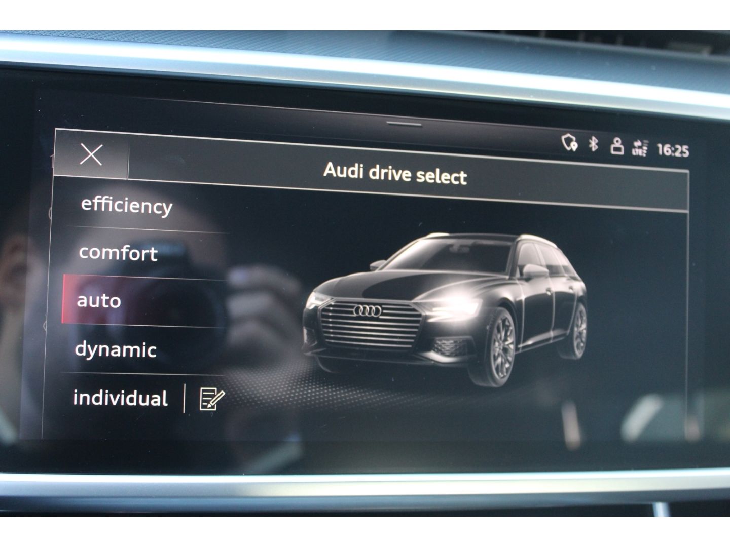 A6 Avant 50TDIqu.Tiptr. S-Line*AHK*Massage*B&O!!