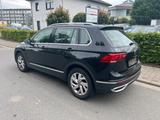 Volkswagen Tiguan Elegance / Fahrschul Umbau - Volkswagen Gebrauchtwagen in Wiesbaden