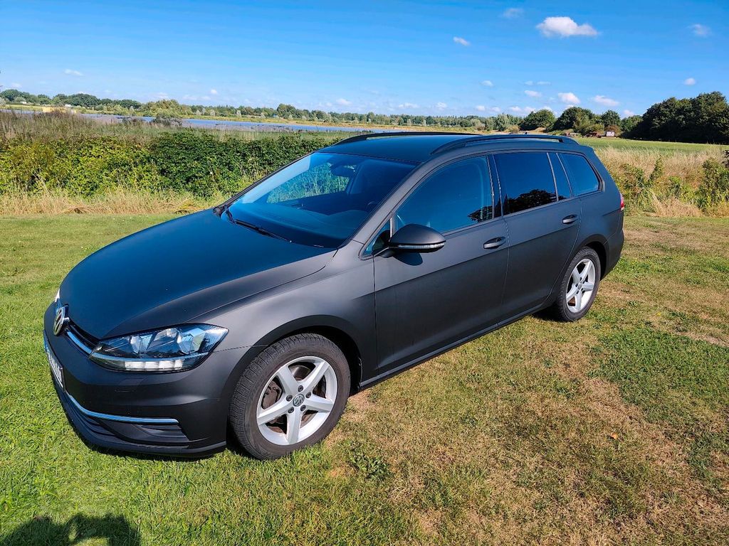 Image of Volkswagen Golf