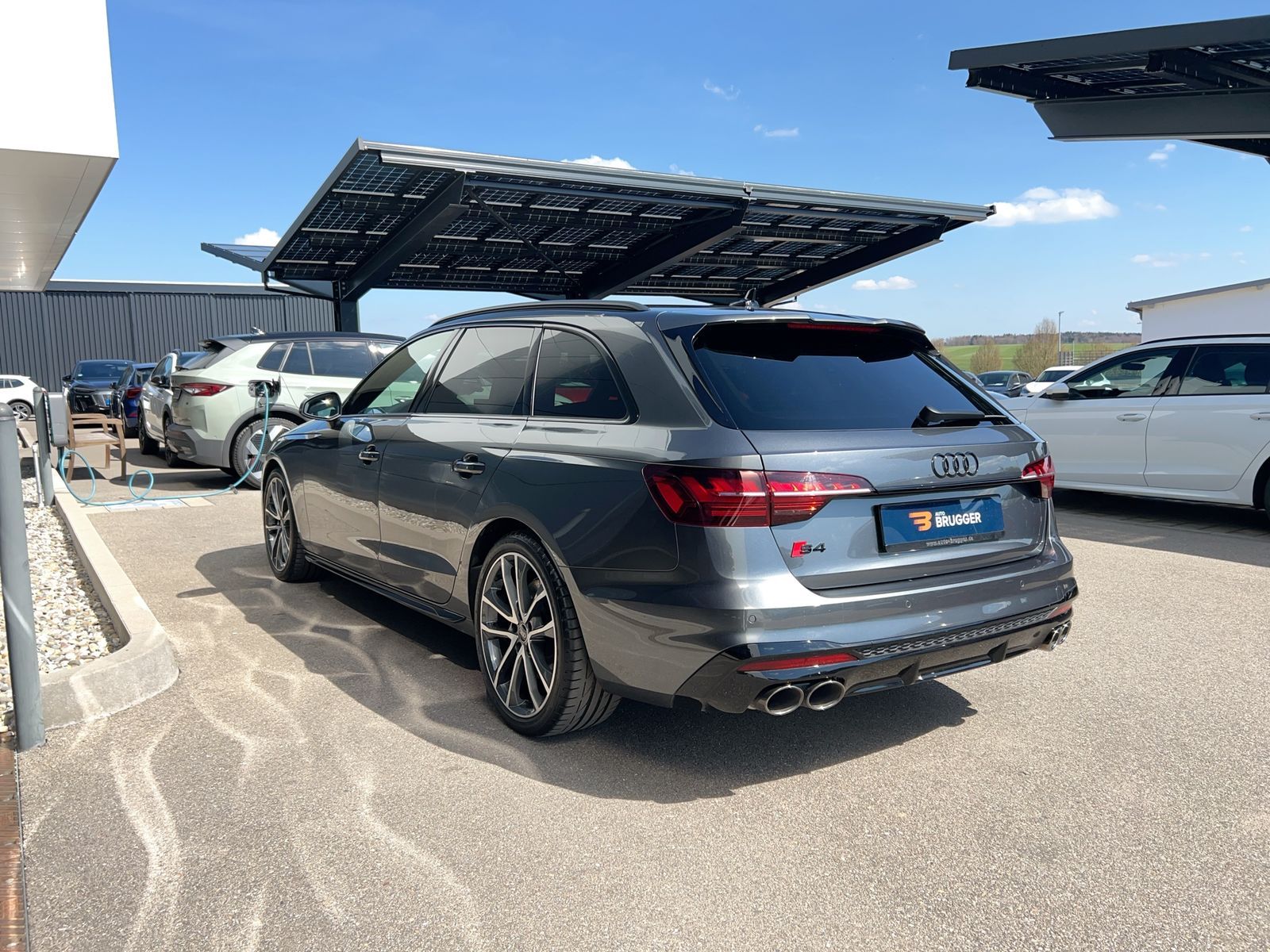 Audi S4 - Bild 4