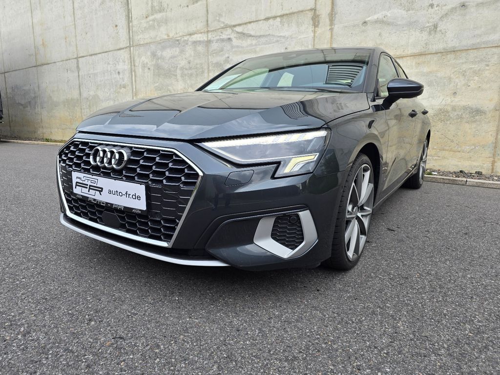 AUDI A3 Sportback Advanced 2.0 TDI S-Tronic Sport 19" AUDI A3 Sportback Advanced 2.0 TDI S-Tronic Sport 19"
