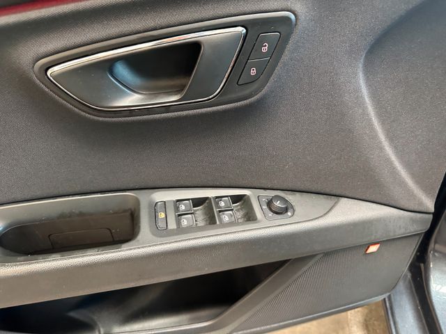 Seat Leon FR *Keyless*ACC*NAVI*2-Zonen*VirtualCockpit