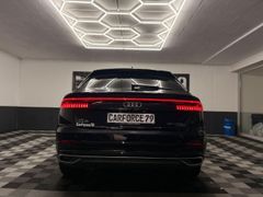 AUDI Q8 55 TFSI quattro LENKRAD-,SITZHZG AHK HEADUP