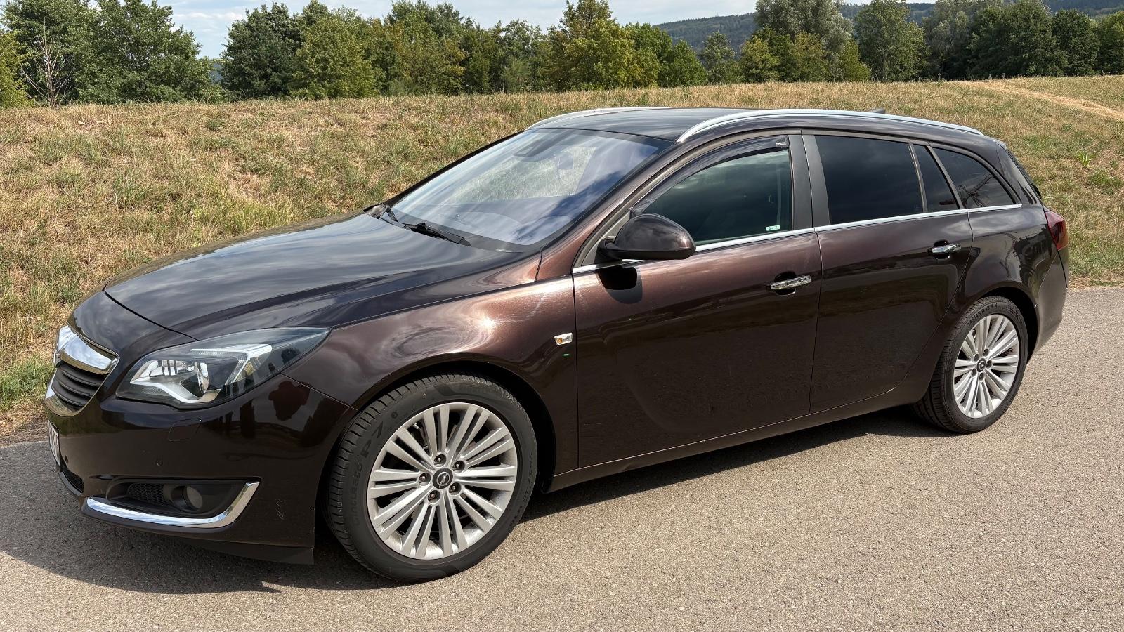 Opel Insignia A Sports Tourer Edition Bose AHK Xenon
