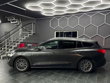 Ford Focus - 2