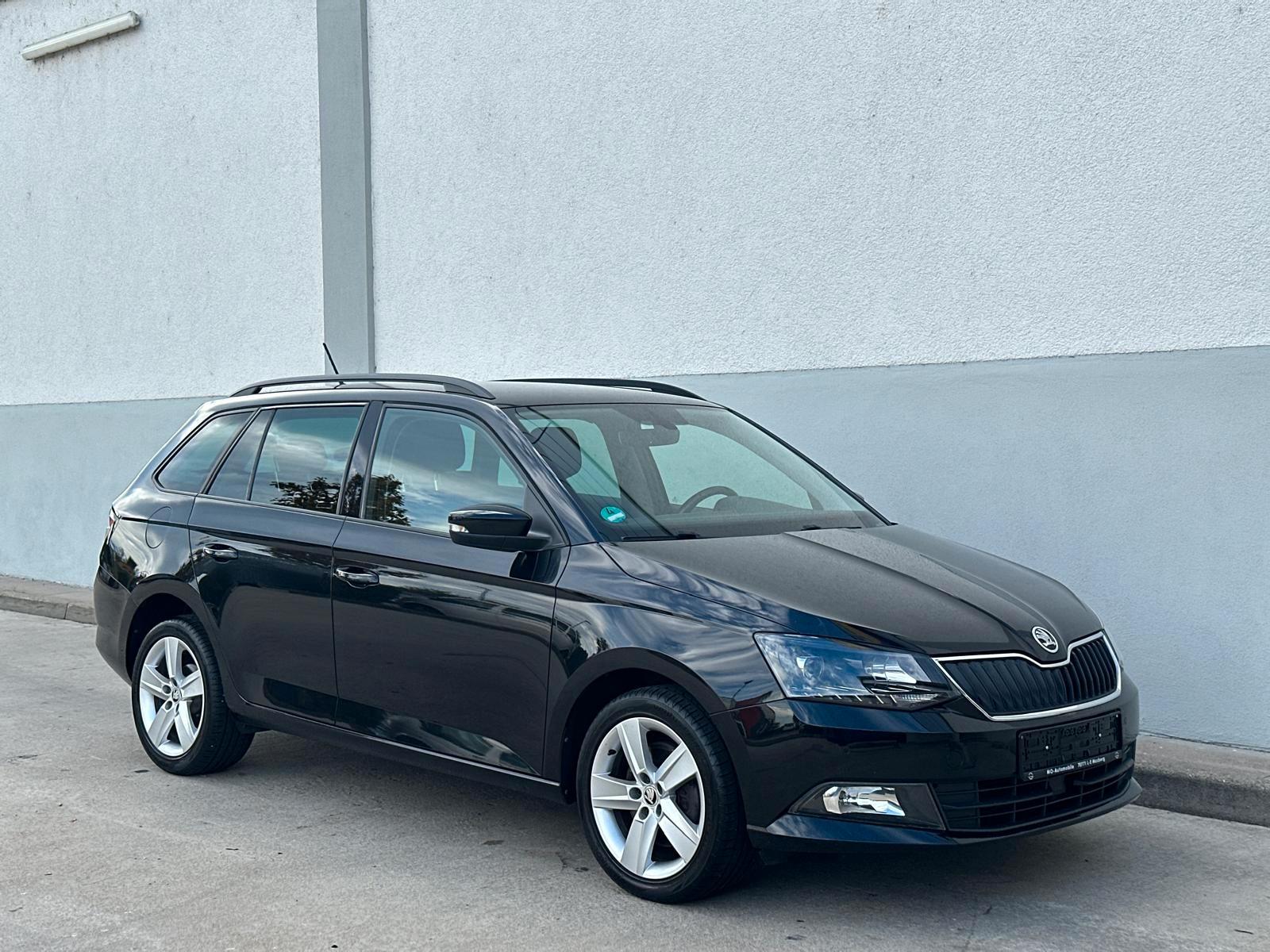 Skoda Fabia Combi 1.2 l TSI Style Green Tec *AHK*
