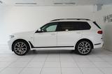 BMW X7 M50i *WINTER-FREUDE*SKY-LOU*DRIVE-PRO*M-ABGAS - BMW X7 M50 aus 2021
