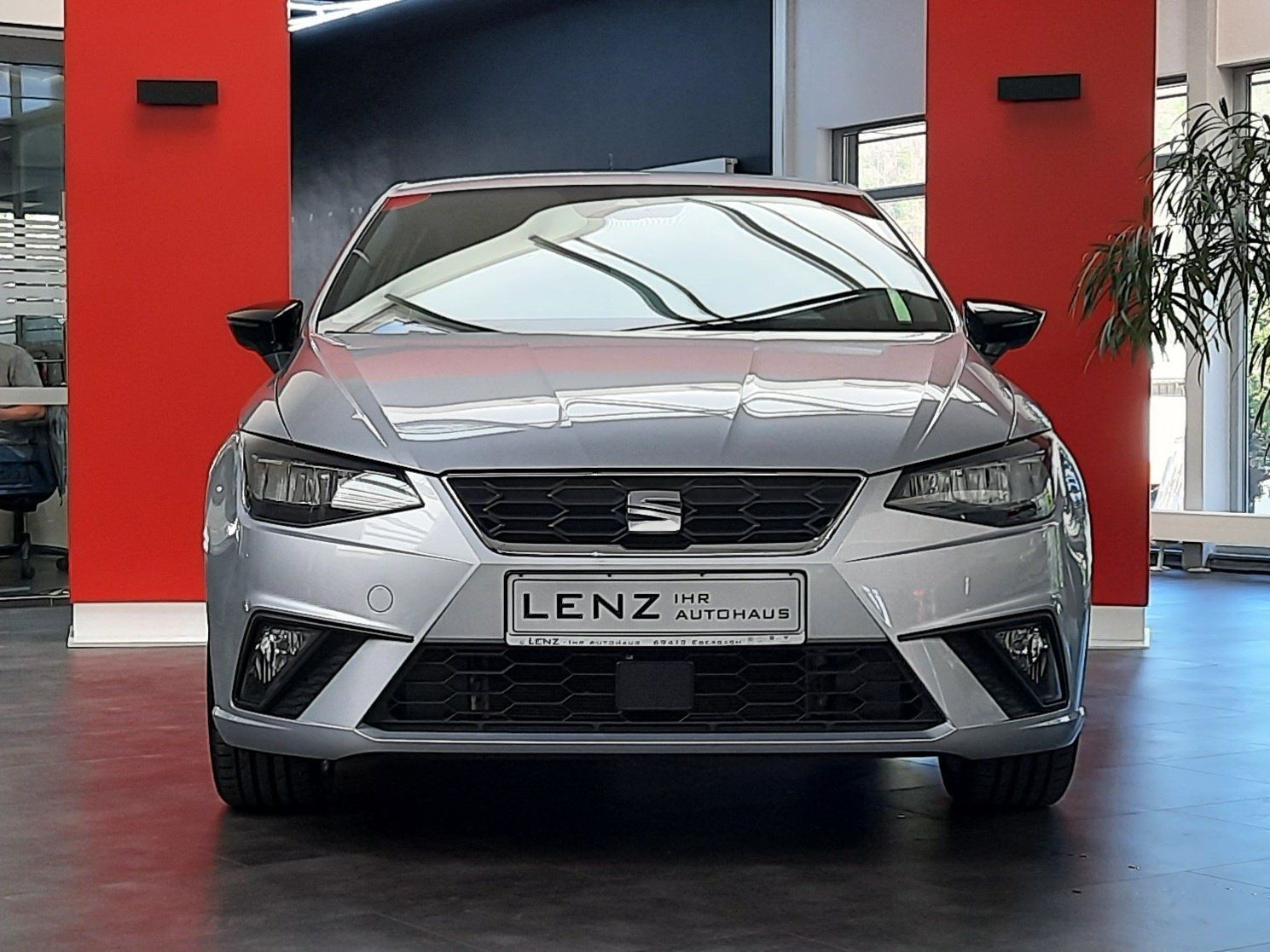 Fahrzeugabbildung SEAT Ibiza FR *LED*Einaprkh*Sitzhzg*App-Conn*Klima*