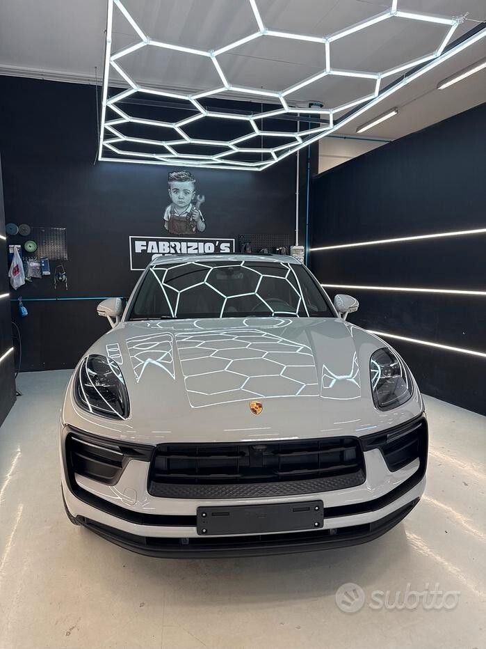 Porsche Macan 2.0-fuoristrada/Suv 5 porte