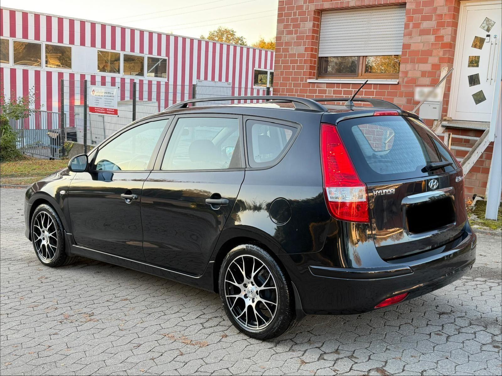 Hyundai i30 2011 — двигун 107 HP (79kW)