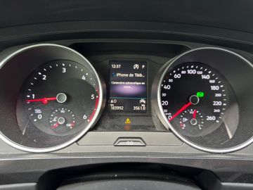 Volkswagen Tiguan - 12