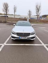 Mercedes-Benz E 400 4MATIC T EXCLUSIVE Autom. EXCLUSIVE - Mercedes-Benz E 400 Kombi Gebrauchtwagen