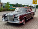 Mercedes-Benz 220 SE Cabrio, W 111, Restauriert - Mercedes-Benz 220: Automatik