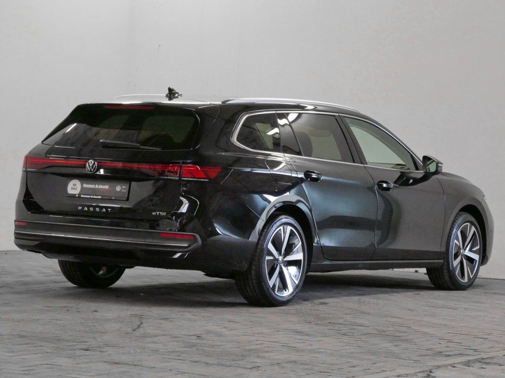 Fahrzeugabbildung Volkswagen Passat Variant 1.5 eTSI AHK Keyless Kamera Navi